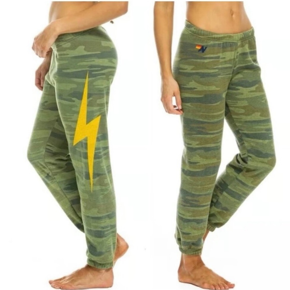 Aviatior Nation Camo lightning ⚡️ bolt sweats